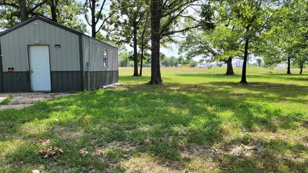 Louisburg, MO 65685,6 Lily DR