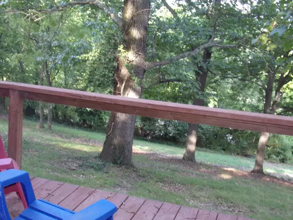 Anderson, MO 64831,106 Grandview ST