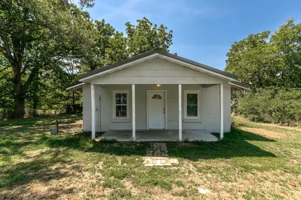 Chadwick, MO 65629,516 Burkhart RD