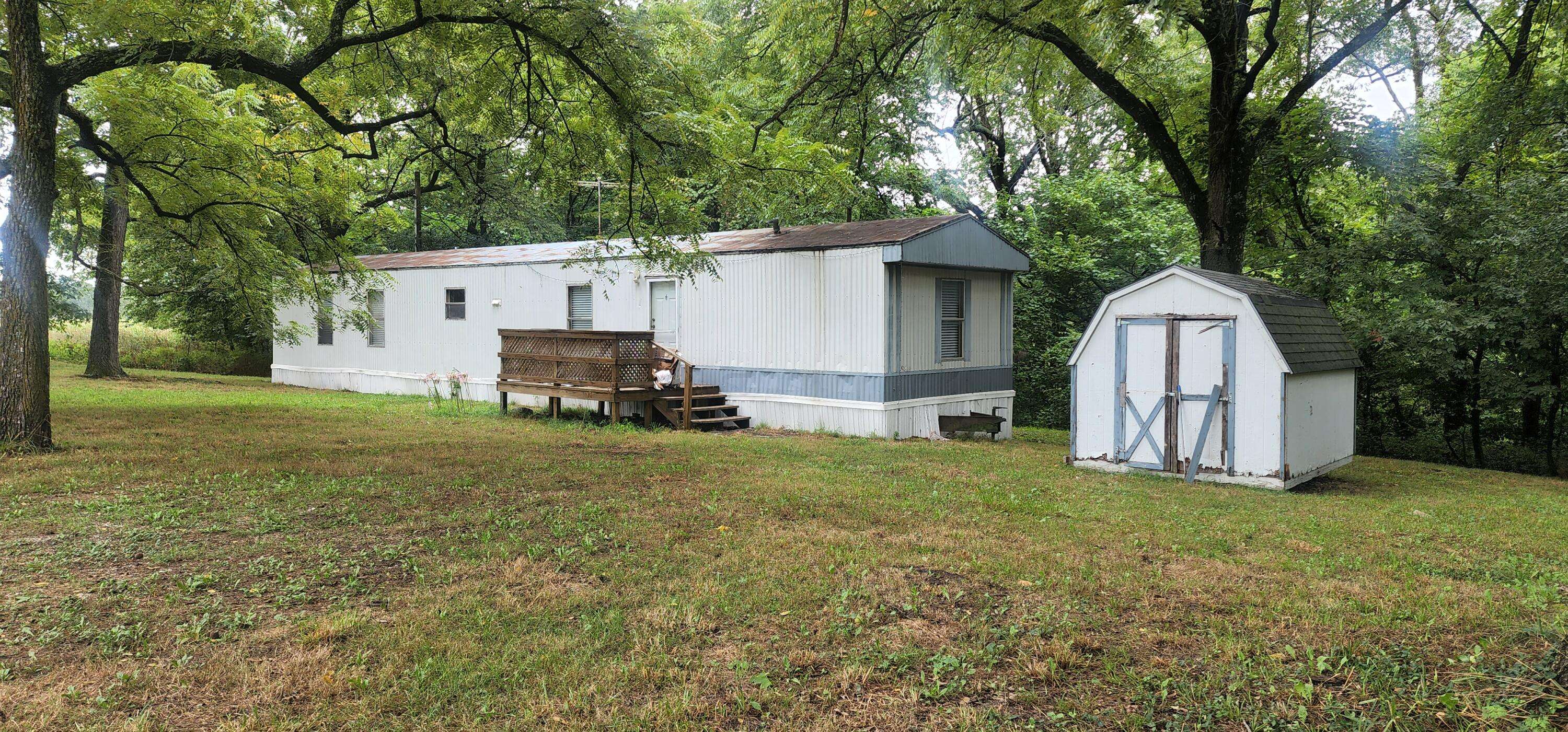 Cassville, MO 65625,22664 Farm Road 1110