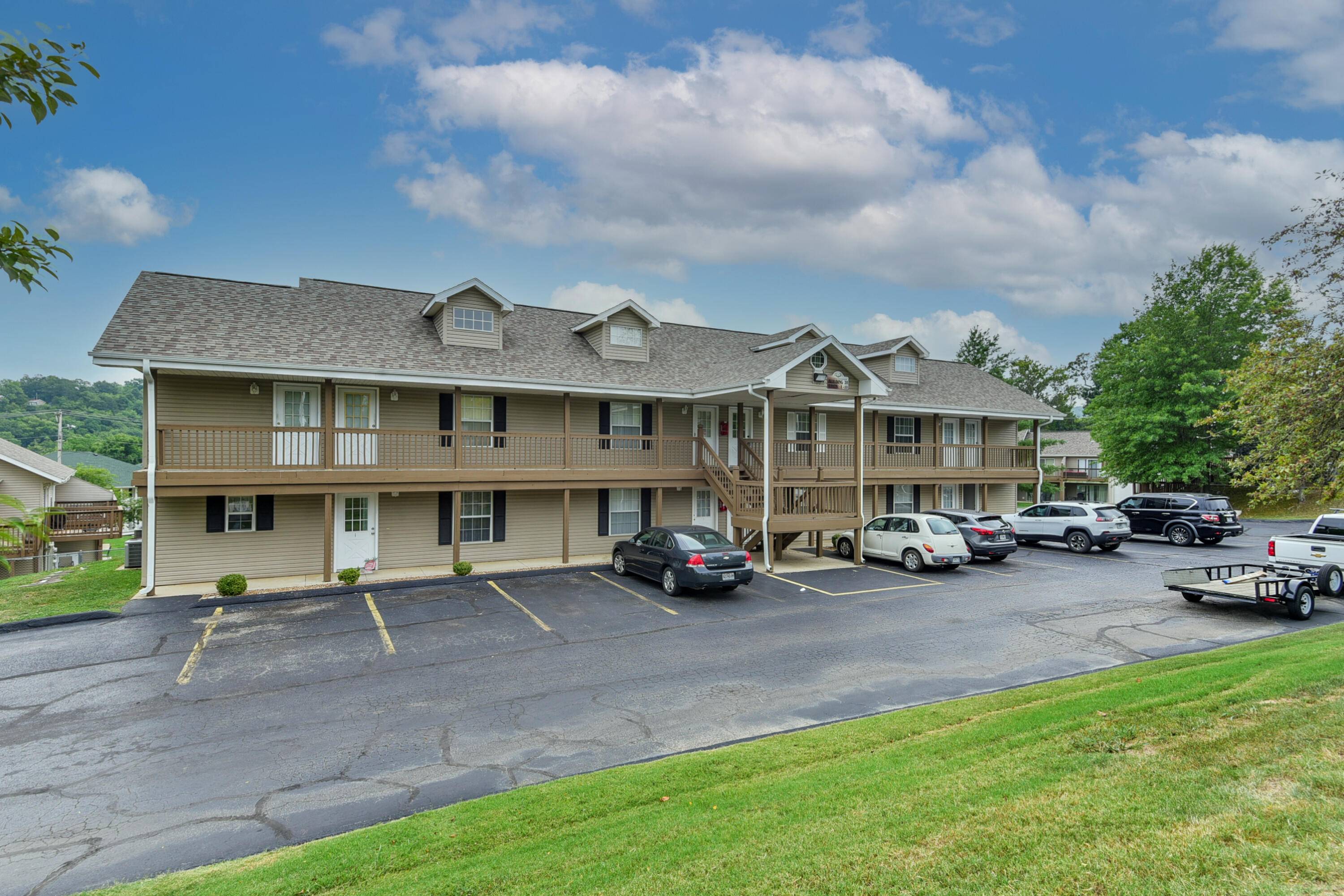 Branson, MO 65616,28 Fall Creek DR #8