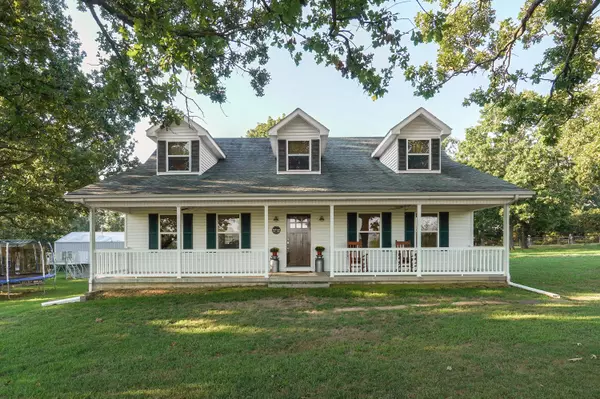 7950 E Farm Road 50, Strafford, MO 65757