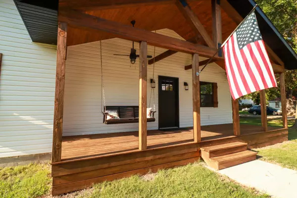 Lockwood, MO 65682,410 E 12th ST