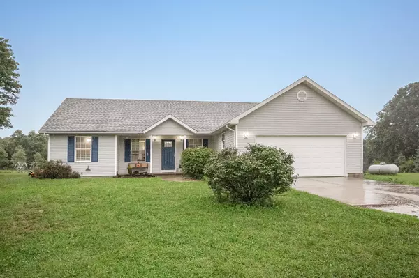 11392 E State Highway 14, Sparta, MO 65753