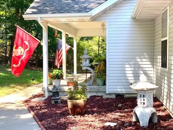 Galena, MO 65656,264 Meadowview RD