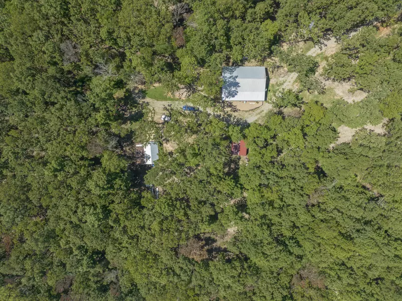 3410 County Road 304, Alton, MO 65606