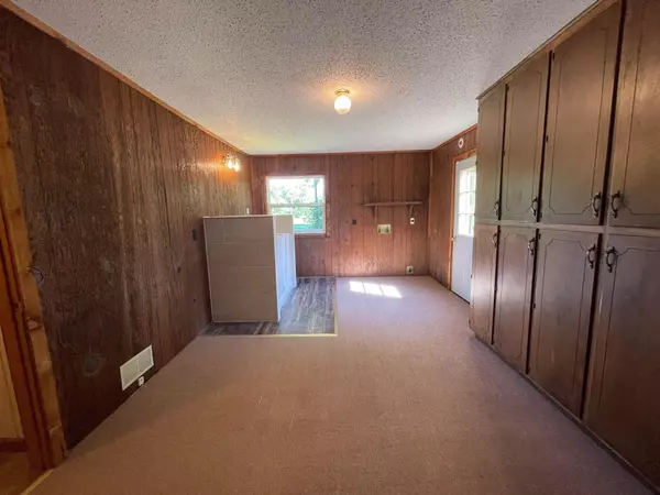 Ava, MO 65608,100 Cantwell ST