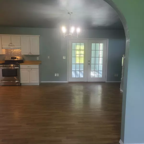 Jane, MO 64856,1054 Gibbs LN