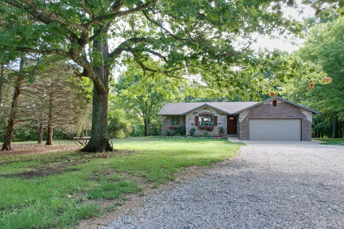 Ava, MO 65608,15540 N State Highway 5