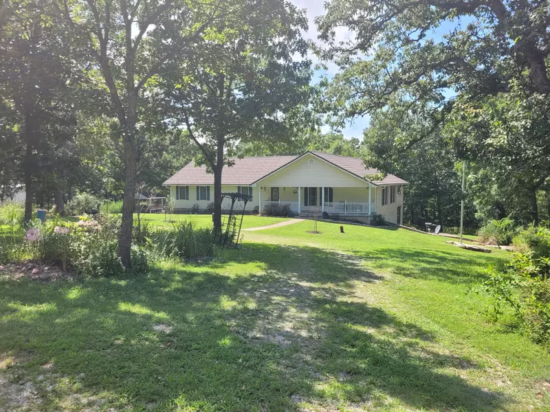 18064 Osage Bluff Road, Warsaw, MO 65355