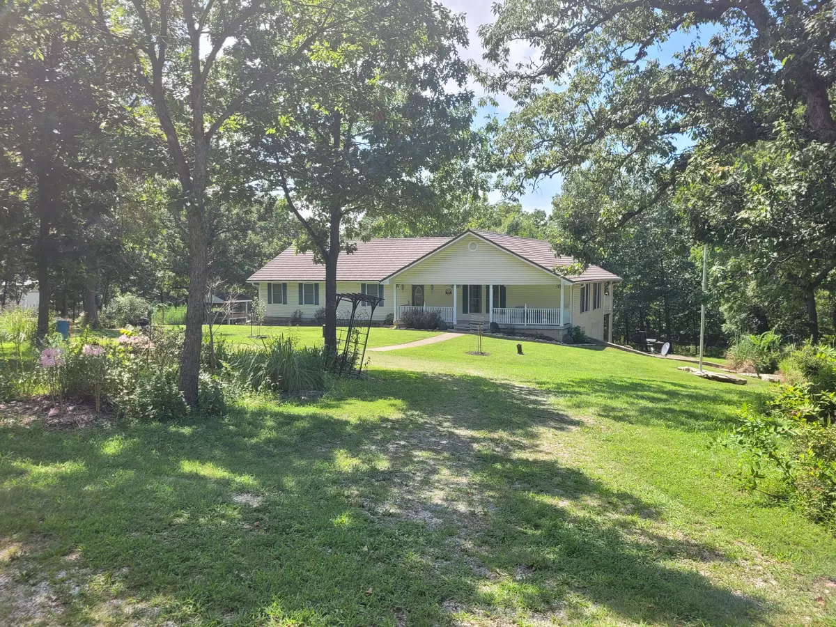 Warsaw, MO 65355,18064 Osage Bluff Road