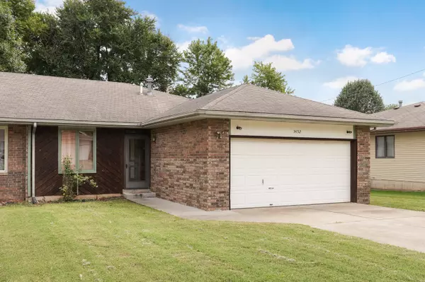 3452 S Geri CT, Springfield, MO 65807