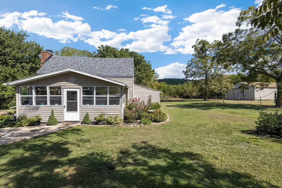 10368 N Farm Road 137, Brighton, MO 65617