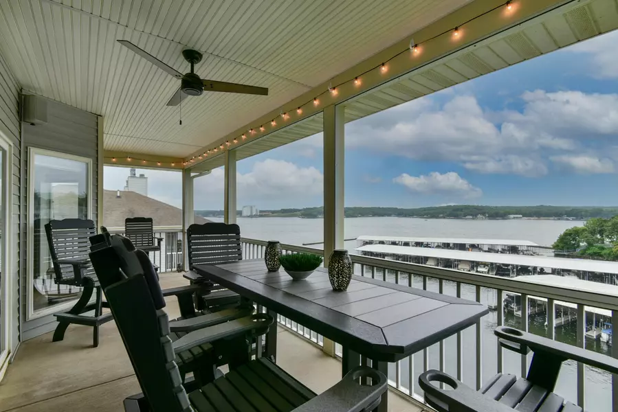 418 Regatta Bay DR #4 A, Lake Ozark, MO 65049