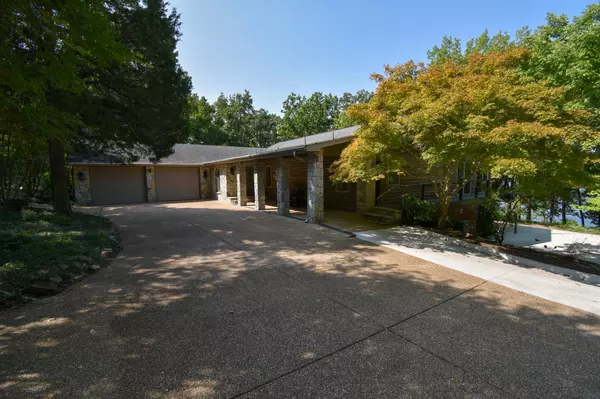 Galena, MO 65656,3273 Pioneer Point RD