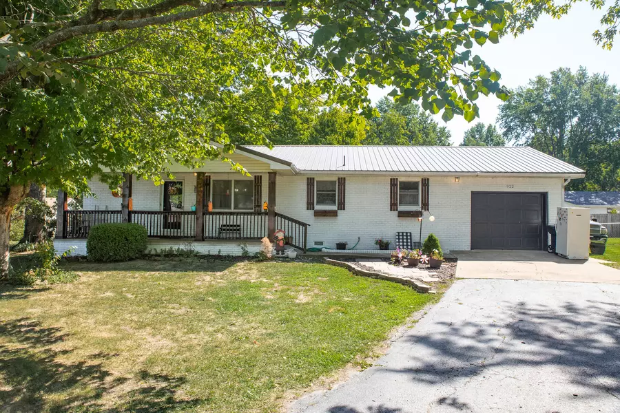922 S Spruce ST, Buffalo, MO 65622