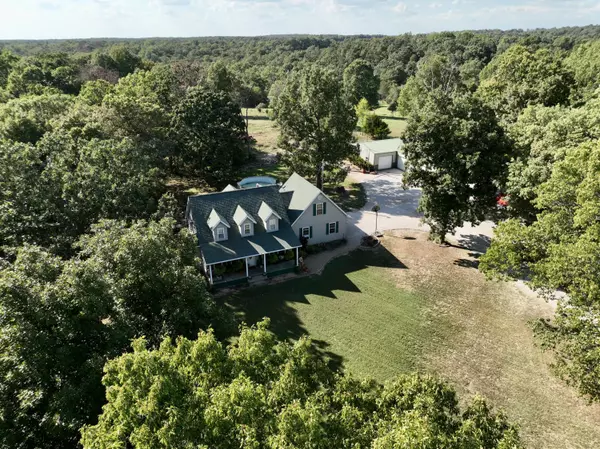 Pierce City, MO 65723,7338 Starling RD