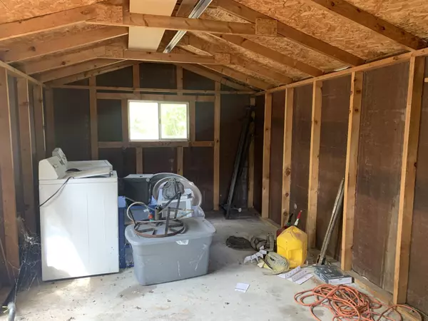 Webb City, MO 64870,1121 N Homestead DR