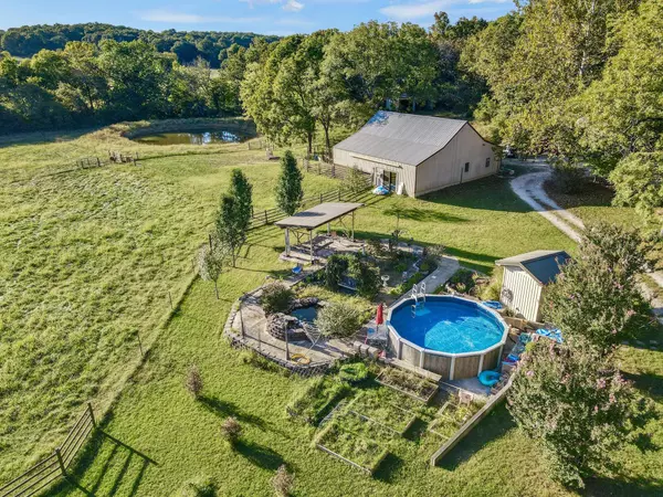 Koshkonong, MO 65692,8111 State Route 142