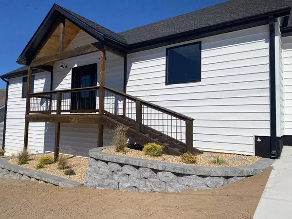 179 Crestwood, Marshfield, MO 65706