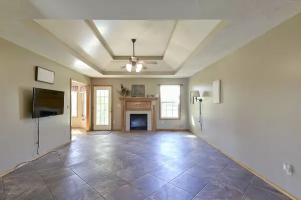 Willard, MO 65781,512 Pine ST