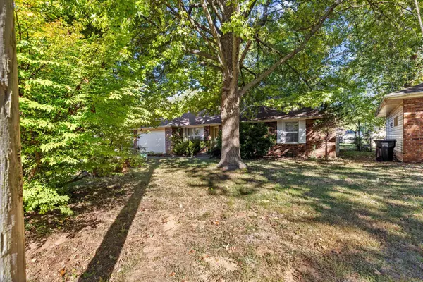 Springfield, MO 65807,317 E Crestview ST