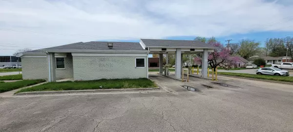 223 Washington, Marshfield, MO 65706