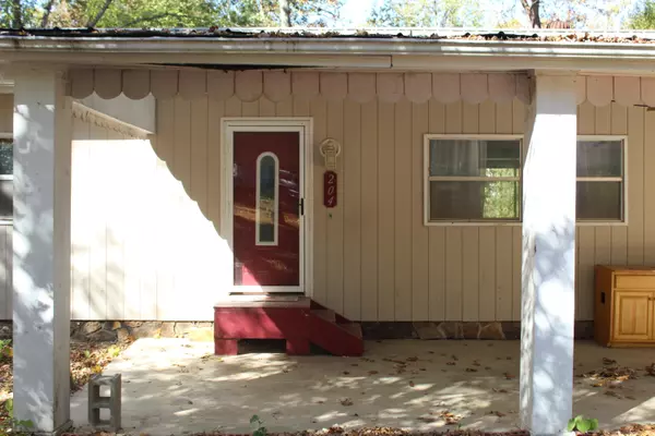204 Edwards RD, Hollister, MO 65672