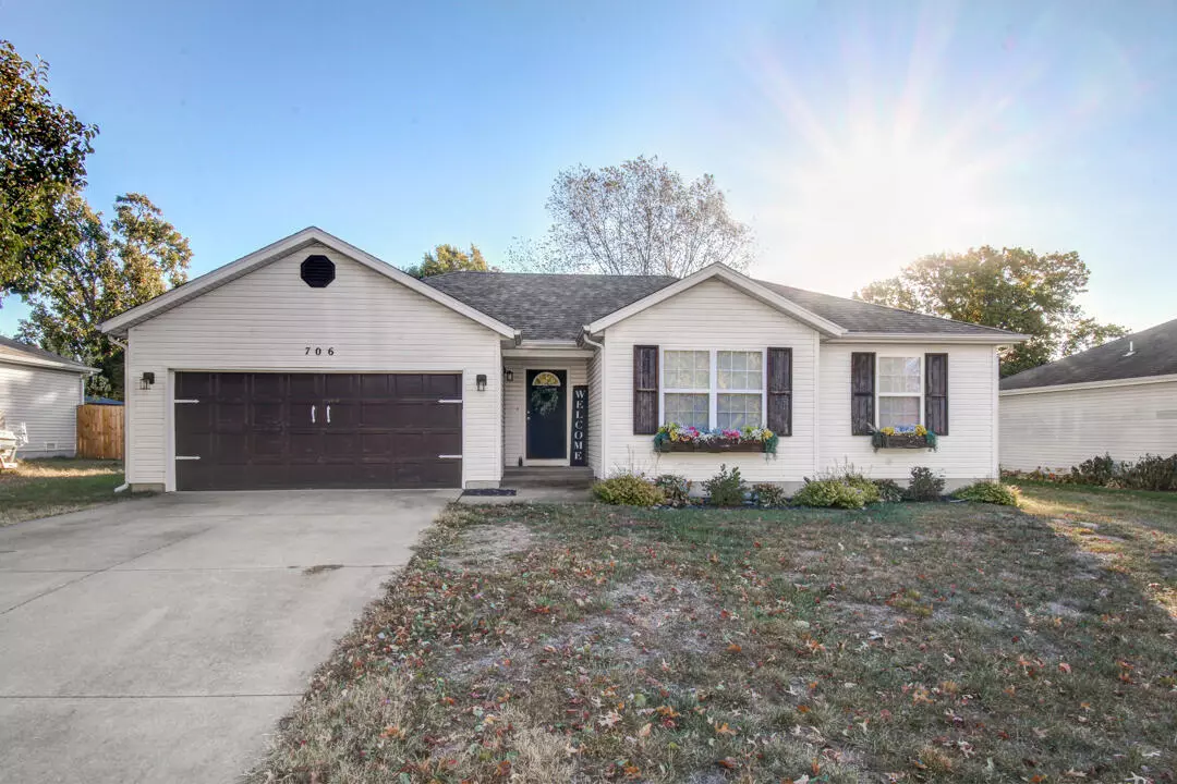 Strafford, MO 65757,706 S Wrenwood ST