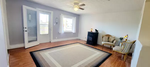 Urbana, MO 65767,106 E Broadway ST