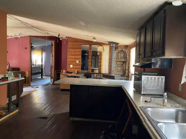 Jane, MO 64856,270 Hickory LN