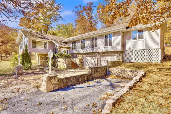 Galena, MO 65656,2725 W State Highway 76