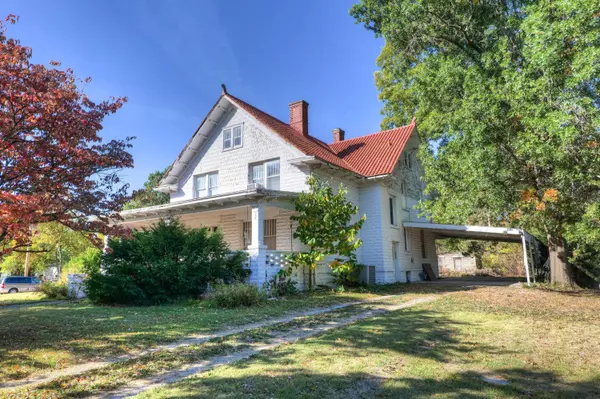 Golden City, MO 64748,400 Chestnut ST