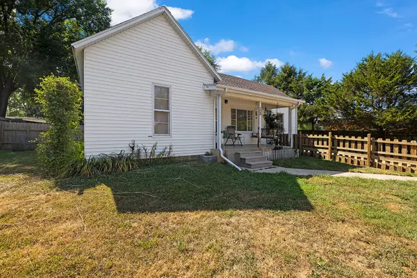 Pleasant Hope, MO 65725,109 S Main ST