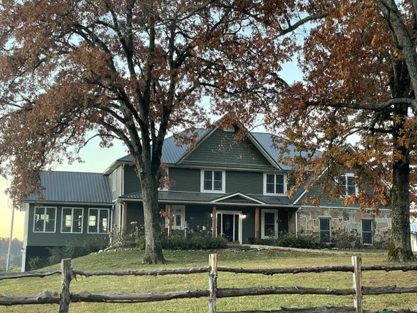 1100 County Road 4800, Willow Springs, MO 65793