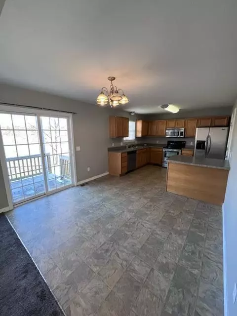 West Plains, MO 65775,1706 Luna DR
