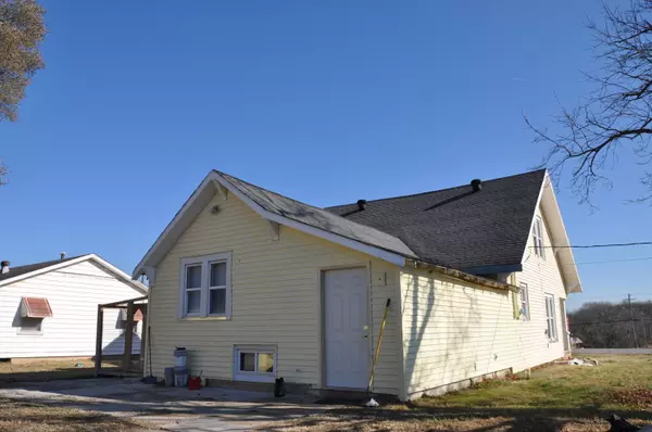 Pleasant Hope, MO 65725,101 S Tillery