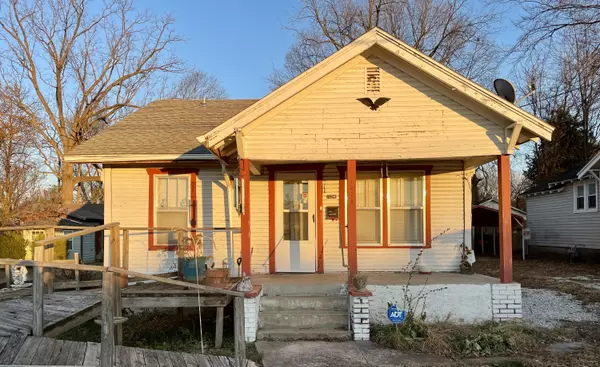 1026 S Fort AVE, Springfield, MO 65807