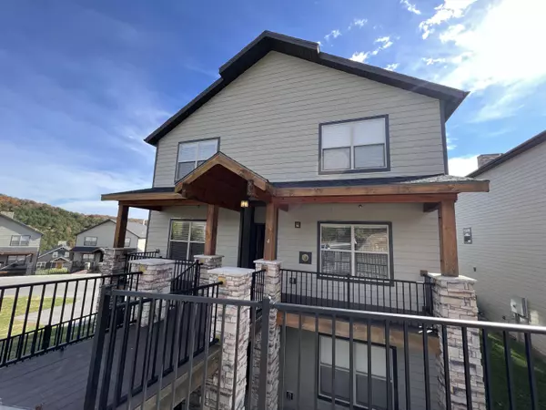 162 Antlers LN #4, Indian Point, MO 65616