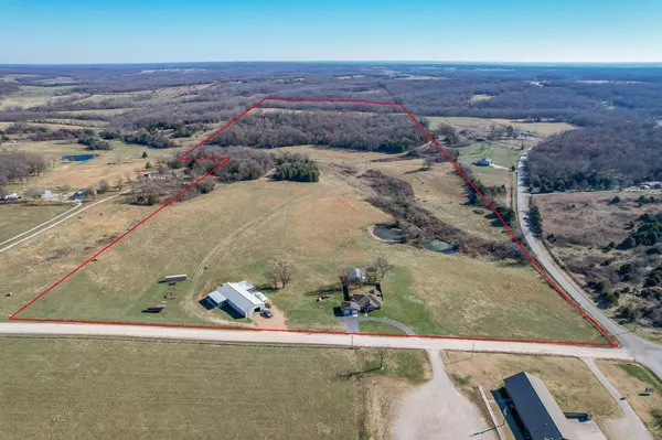 86 Prospect RD, Marshfield, MO 65706