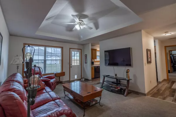 Strafford, MO 65757,800 S Sunmeadow DR