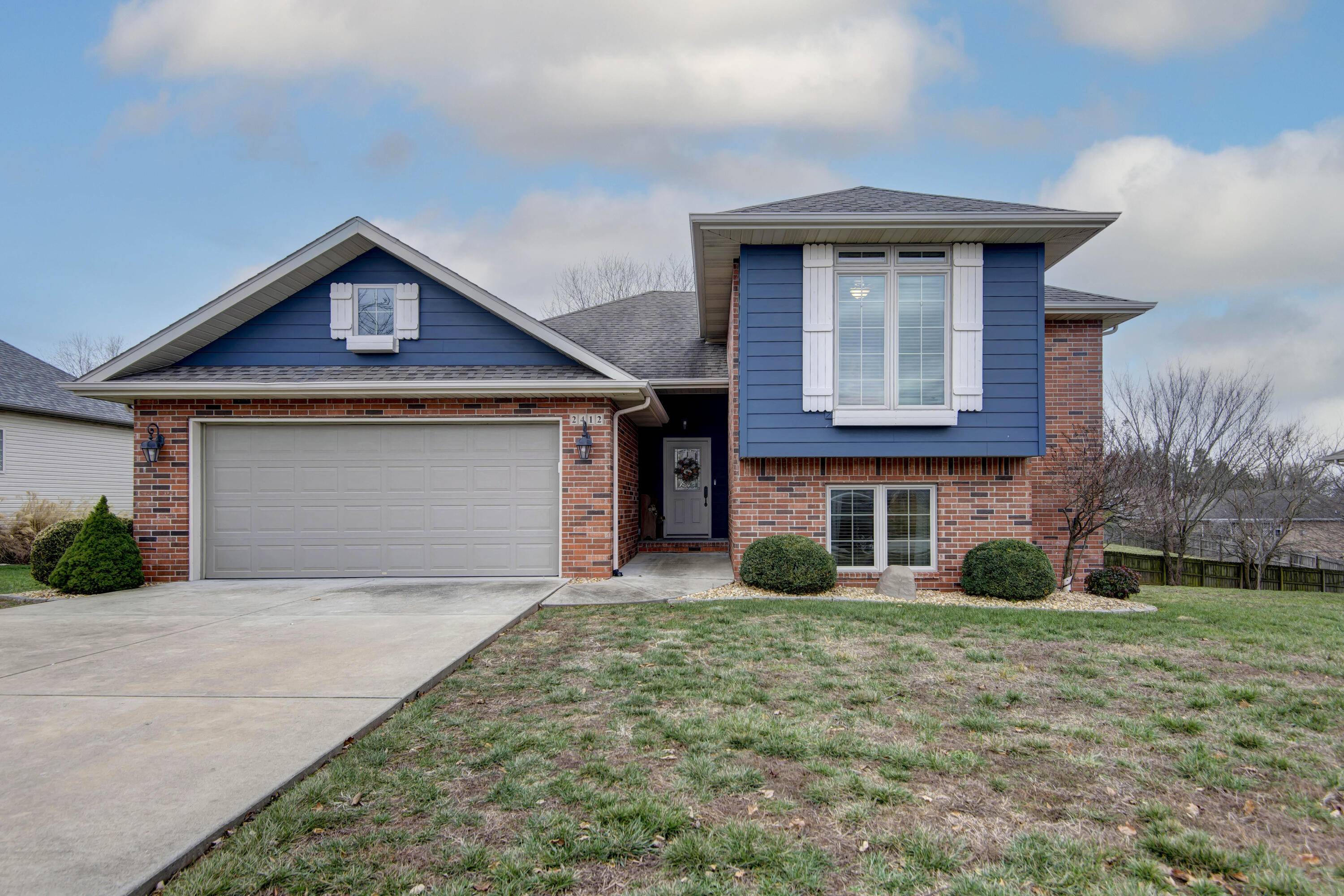 Ozark, MO 65721,2412 W Richwood RD