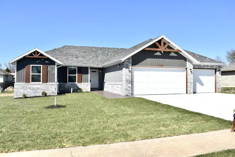 4415 1st ST, Battlefield, MO 65619