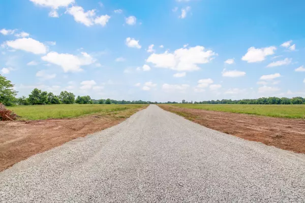 Lot 8 East Hill, Mt Vernon, MO 65712