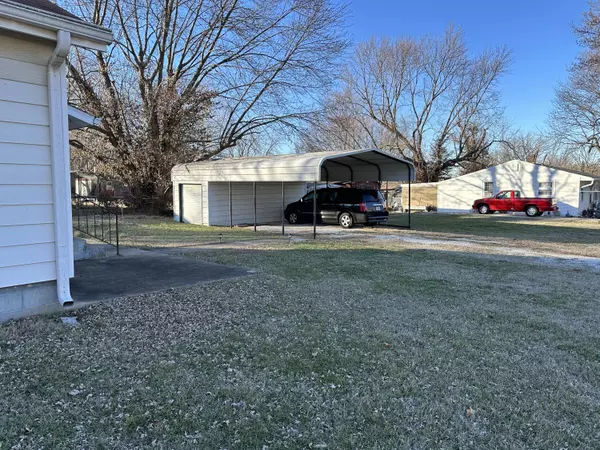 Springfield, MO 65803,2205 W High ST