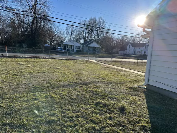 Springfield, MO 65803,2205 W High ST