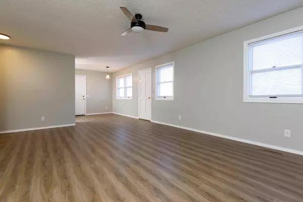 Willard, MO 65781,203 Cherry LN