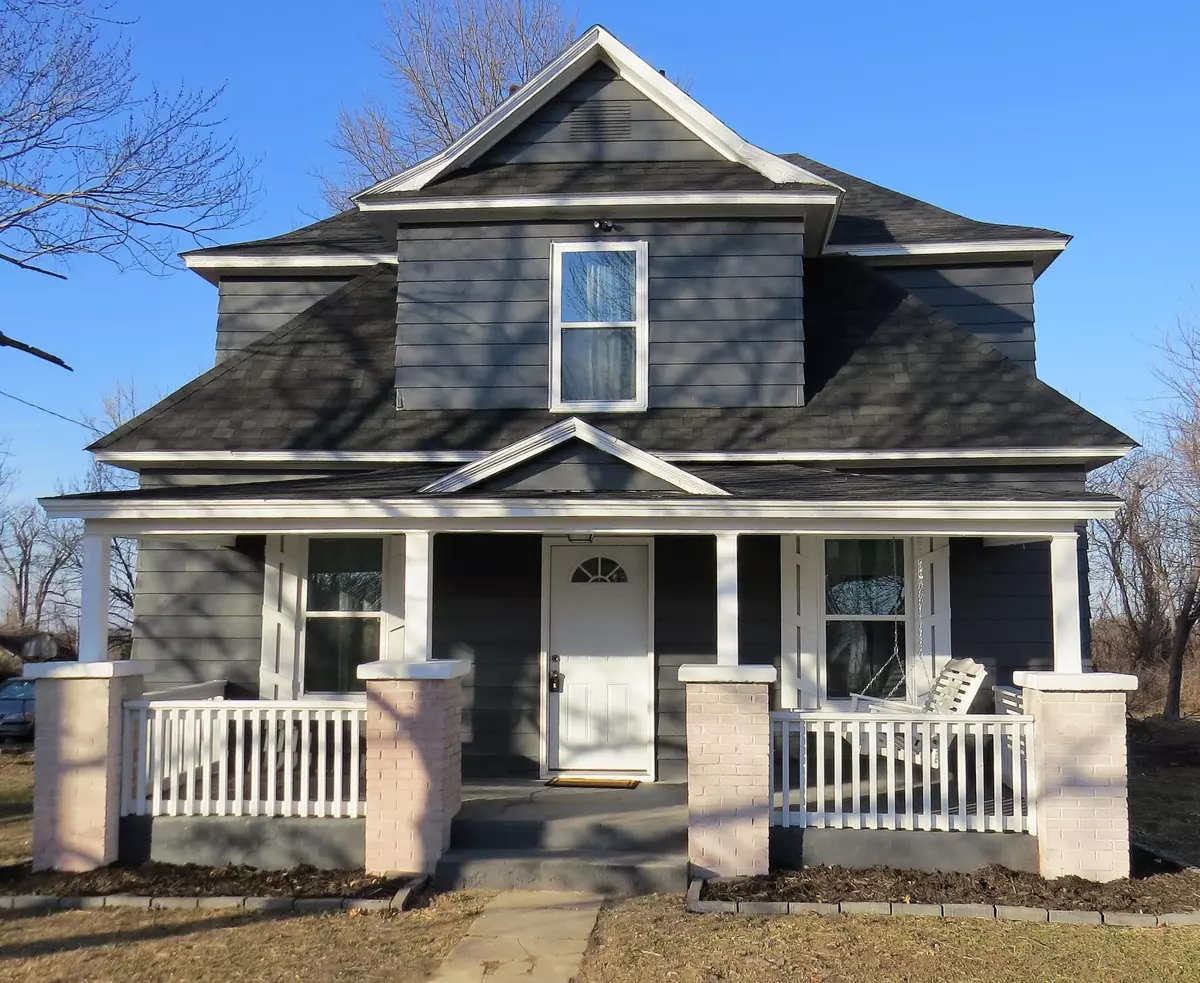 Goodman, MO 64843,156 E Main ST