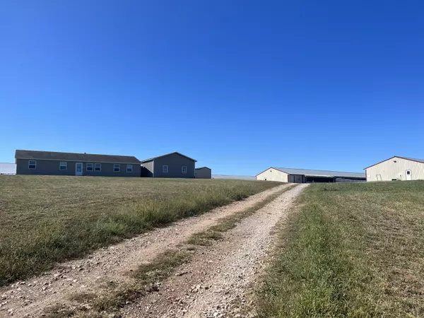 4779 Lawrence 2110, Stotts City, MO 65756