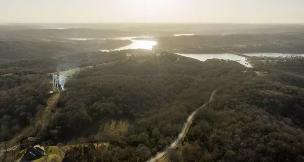 Cape Fair, MO 65624,000 Hanging Branch Ridge